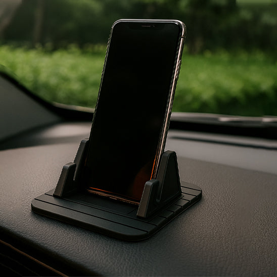support telephone voiture silicone sur tableau de bord avec support