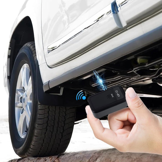 transpondeur traceur gps voiture magnetique installe sous la porte conducteur
