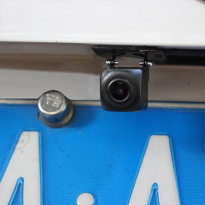 Caméra pour la voiture Recul sans fil installée