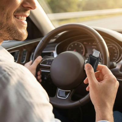 Conducteur présente adaptateur bluetooth pour voiture Plug and Play