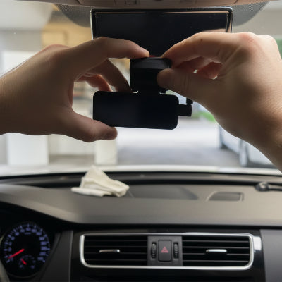 Installation camera voiture tableau de bord