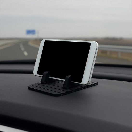 Support de téléphone voiture Silicone  avec portable en position horizontale