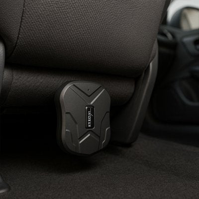 Traceur gps voiture GPS TK905 au bas du siège avant