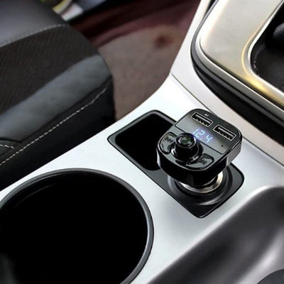 Transmetteur FM Bluetooth Double ports branché sur prise allume cigare