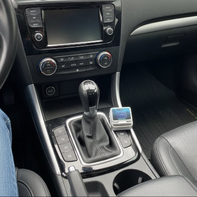 transmetteur fm Écran 1.44 pouces sur console centrale voiture